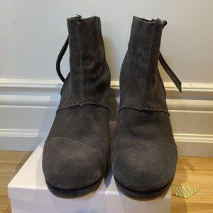 Toms Desert Wedge Gray Suede Boots